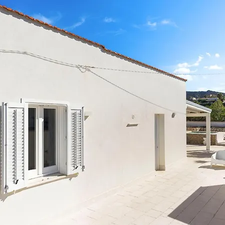 La Siesta クストナーチ